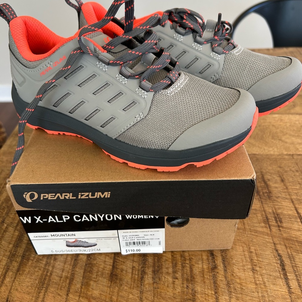 Pearl Izumi Women’s X-Alp Canyon cycling shoes SPD